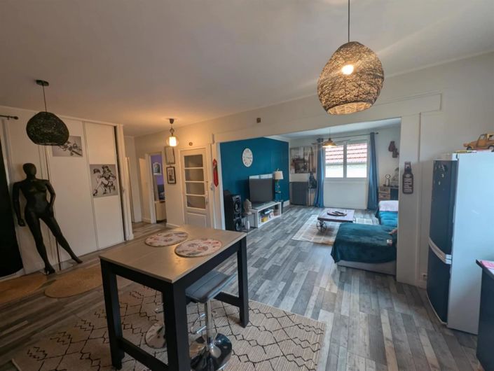 Image No.2-3 Bed House for sale