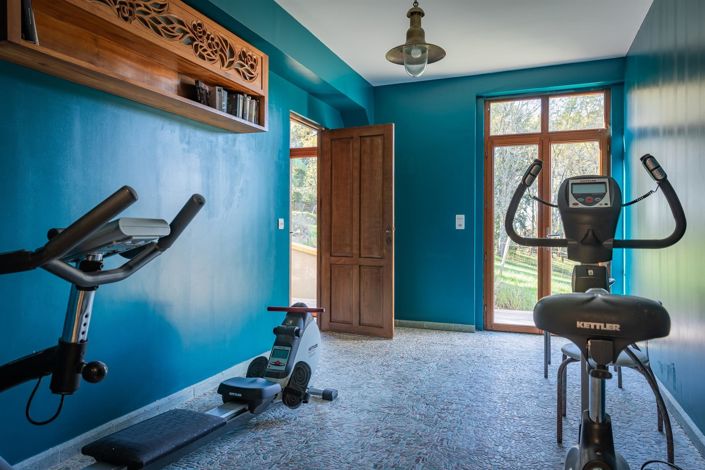 Image No.30-3 Bed Property for sale