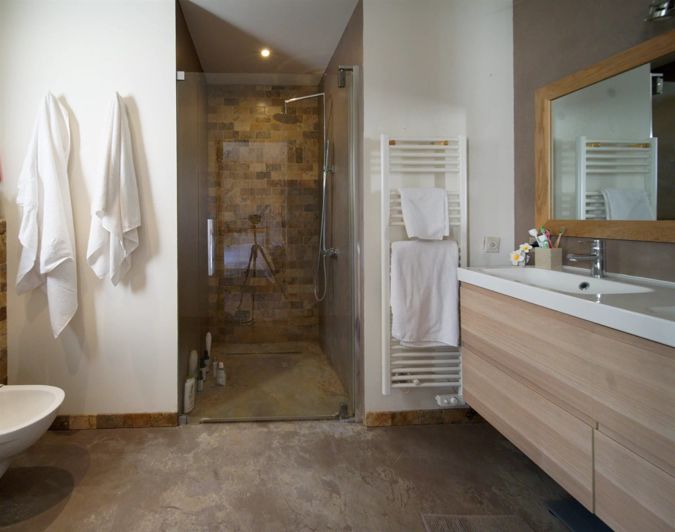 Image No.7-5 Bed House for sale