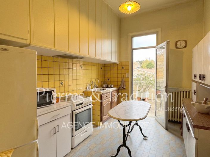 Image No.6-5 Bed House for sale