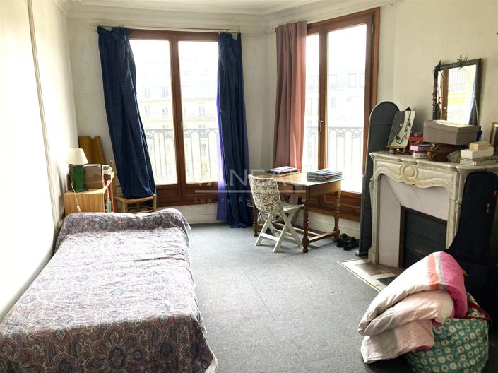 Image No.5-5 Bed Apartment for sale