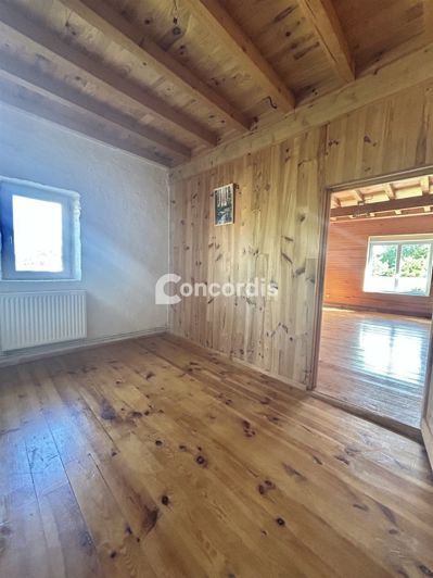 Image No.8-4 Bed House for sale