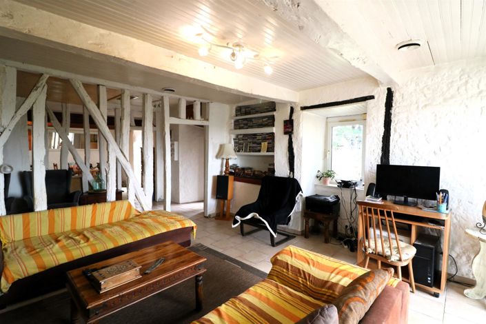 Image No.12-2 Bed House for sale