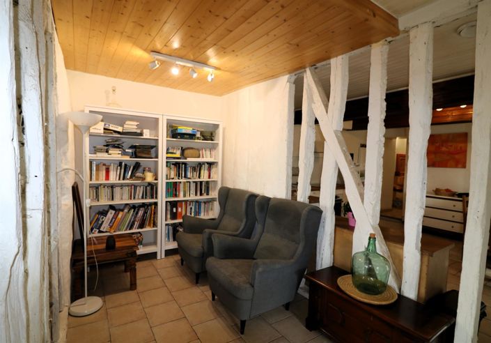 Image No.35-2 Bed House for sale