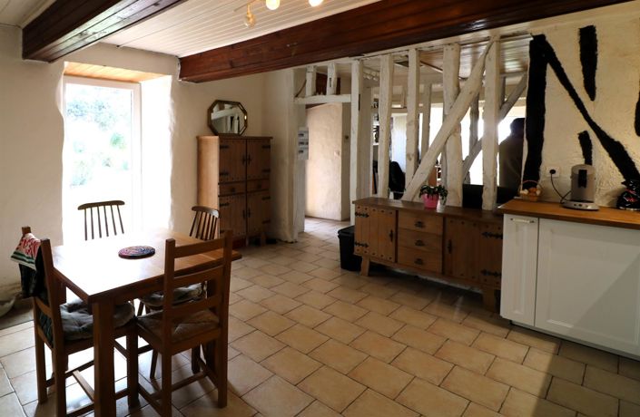 Image No.9-2 Bed House for sale