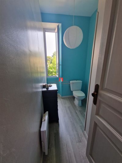 Image No.8-3 Bed House for sale