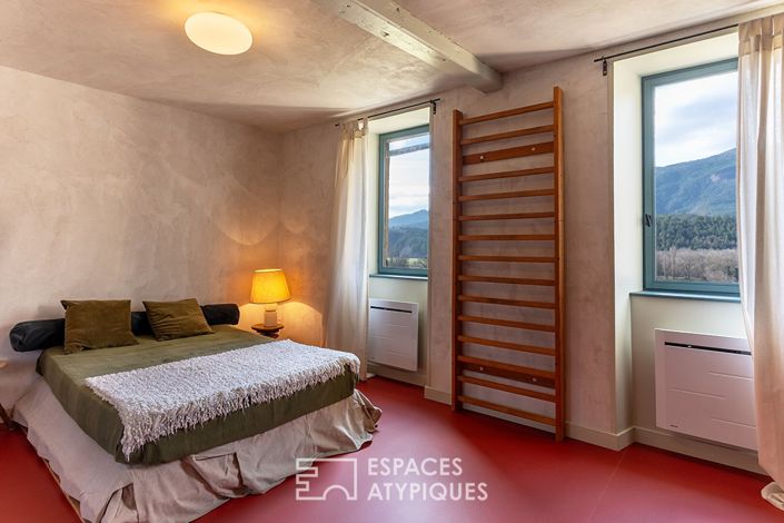 Image No.8-5 Bed Property for sale