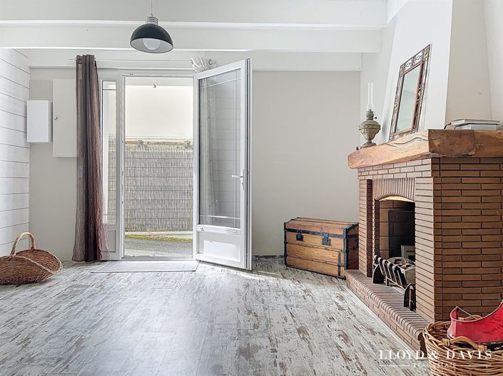 Image No.24-4 Bed House for sale