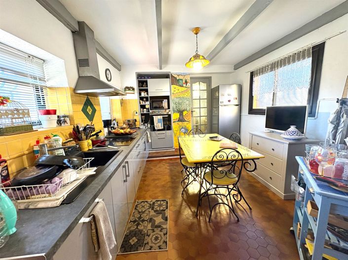 Image No.5-4 Bed House for sale