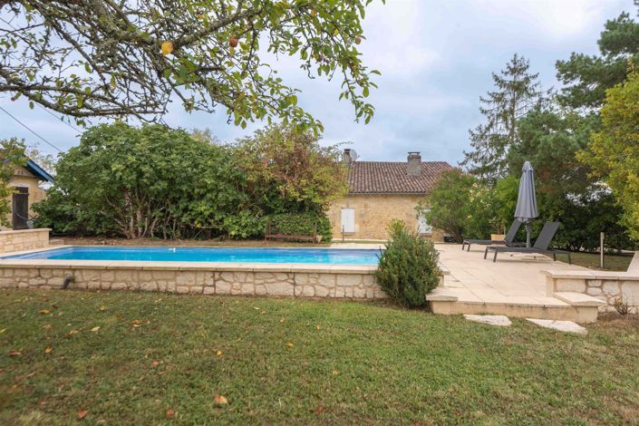 Image No.18-4 Bed House for sale