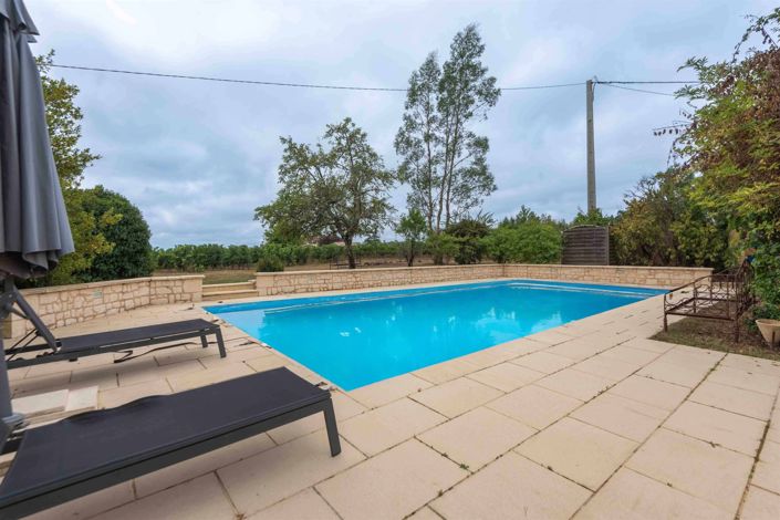 Image No.19-4 Bed House for sale