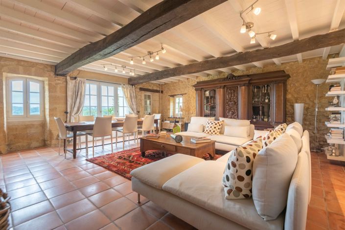 Image No.4-4 Bed House for sale