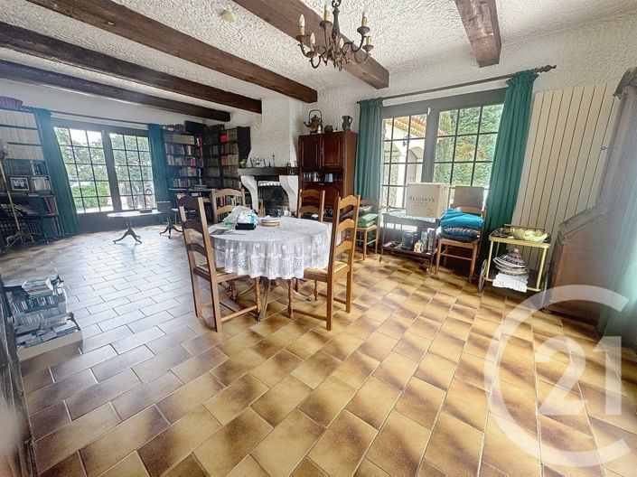Image No.9-3 Bed House for sale