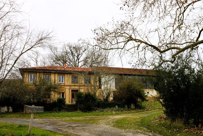 Image No.21-5 Bed House for sale