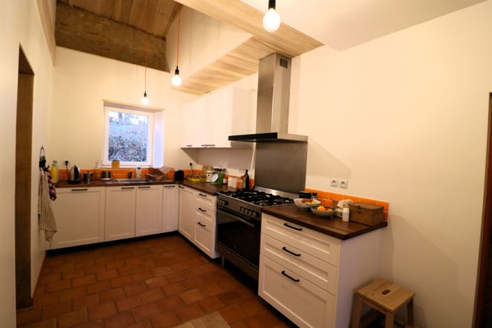 Image No.23-5 Bed House for sale