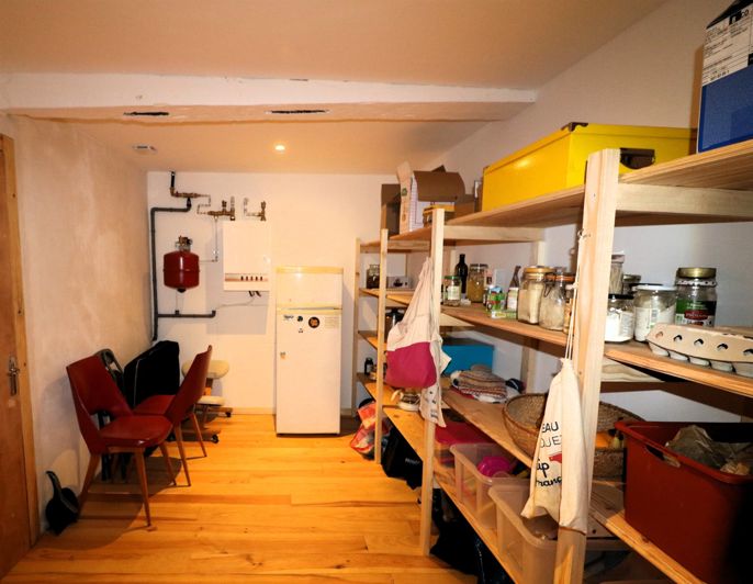 Image No.30-5 Bed House for sale