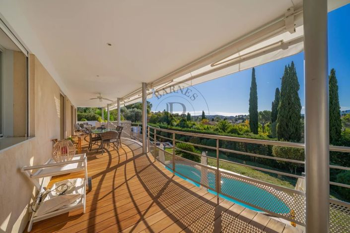 Image No.3-4 Bed House for sale