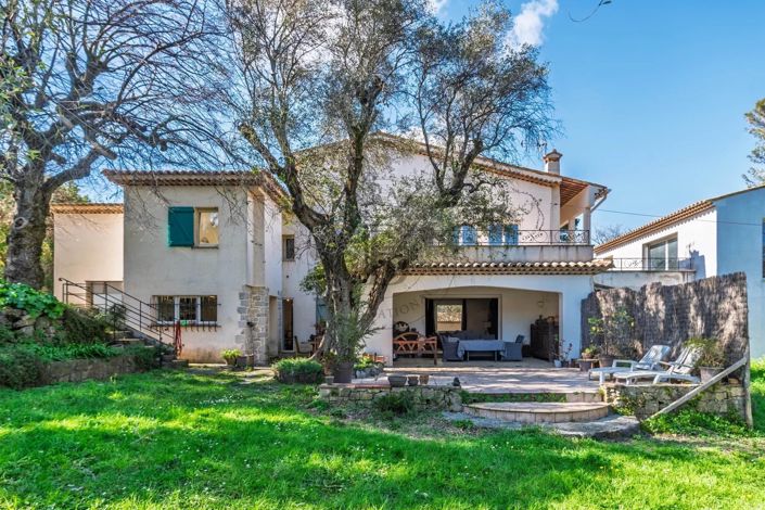 Image No.2-5 Bed House for sale