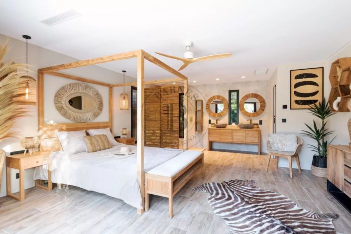 Image No.5-6 Bed House for sale