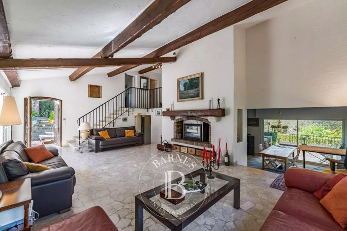 Image No.4-4 Bed House for sale