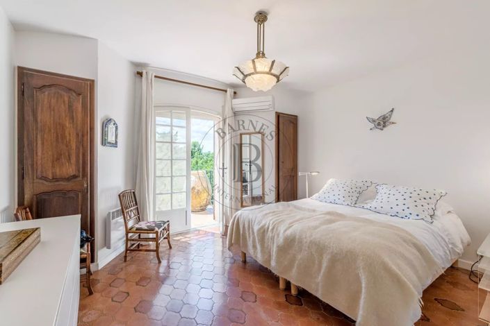 Image No.5-4 Bed House for sale
