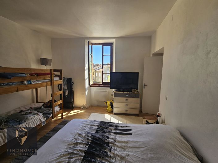 Image No.7-3 Bed House for sale