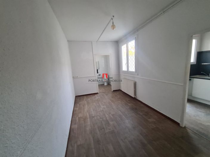 Image No.6-1 Bed House for sale
