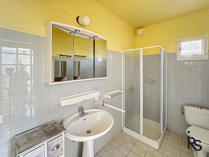 Image No.15-4 Bed House for sale
