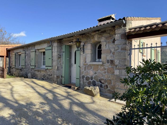 Image No.2-4 Bed House for sale