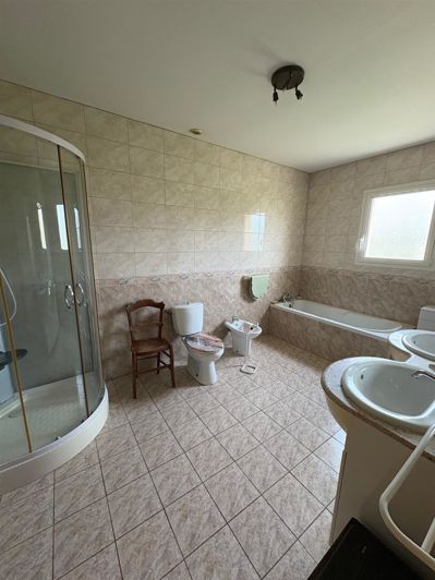 Image No.13-3 Bed House for sale