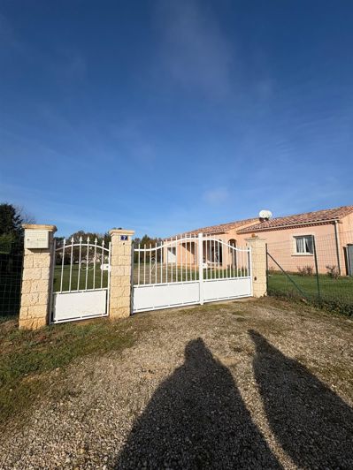 Image No.2-3 Bed House for sale