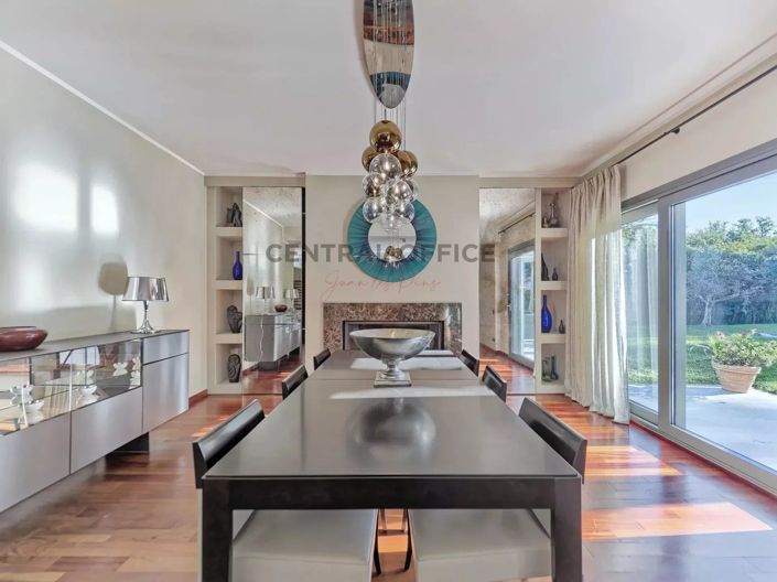 Image No.5-4 Bed House for sale