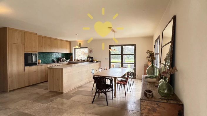Image No.3-4 Bed House for sale