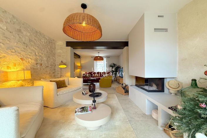 Image No.8-4 Bed House for sale