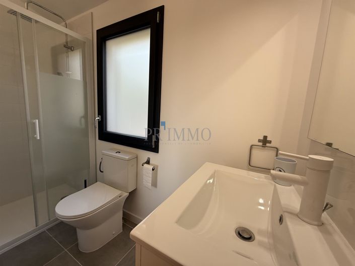 Image No.19-4 Bed House for sale