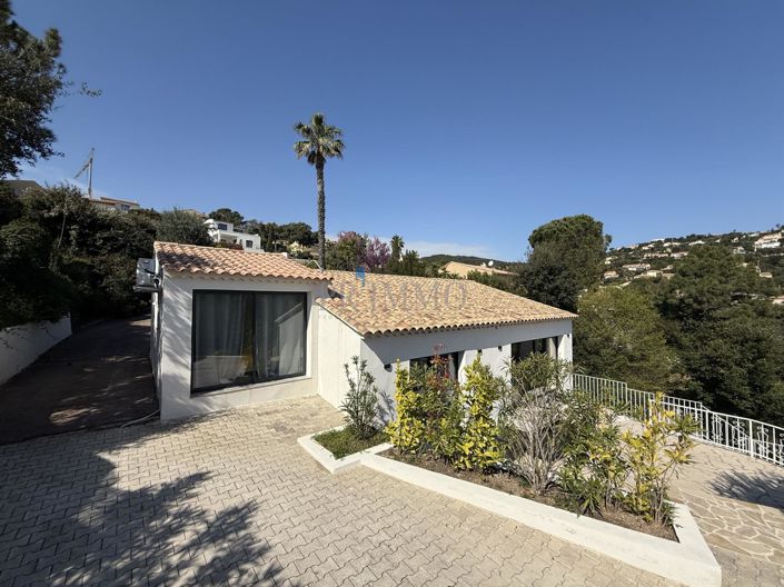 Image No.4-4 Bed House for sale