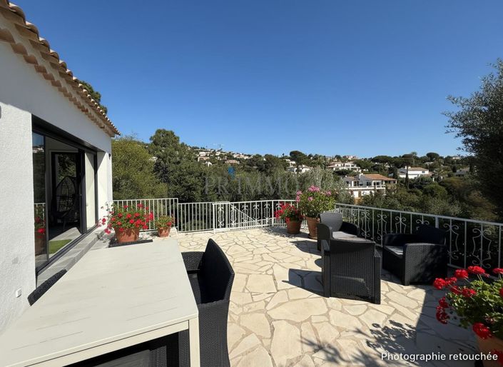 Image No.6-4 Bed House for sale
