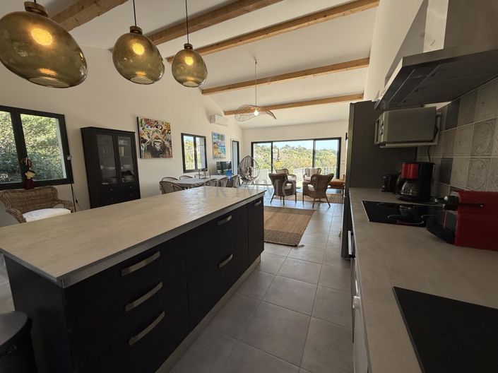 Image No.9-4 Bed House for sale