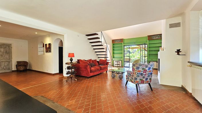 Image No.6-Maison de 4 chambres à vendre à Saint-Raphael