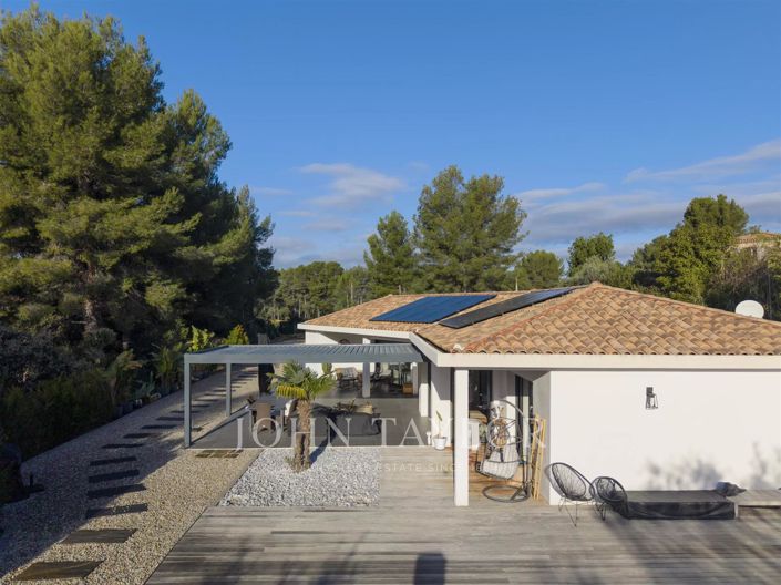 Image No.2-4 Bed House for sale