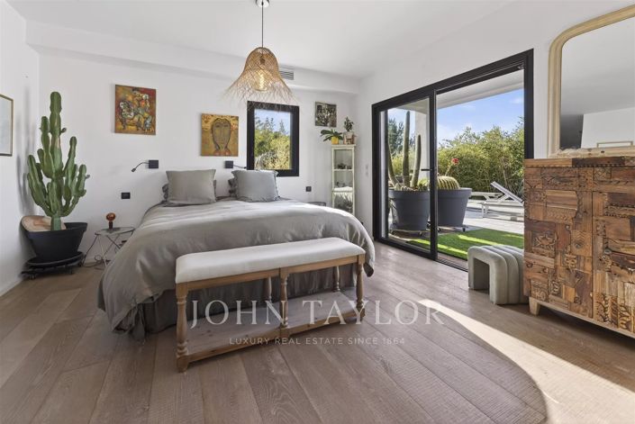 Image No.7-4 Bed House for sale