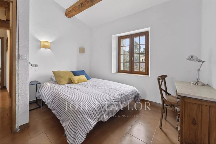 Image No.7-4 Bed House for sale