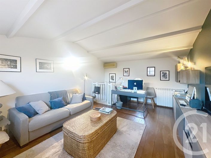 Image No.16-2 Bed House for sale