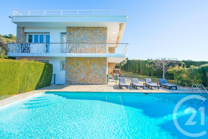 Image No.30-6 Bed House for sale
