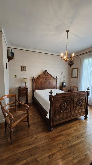 Image No.12-5 Bed House for sale