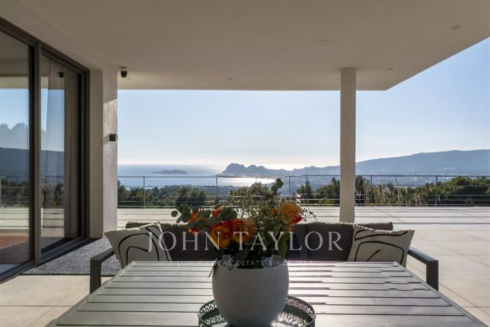 Image No.2-House for sale