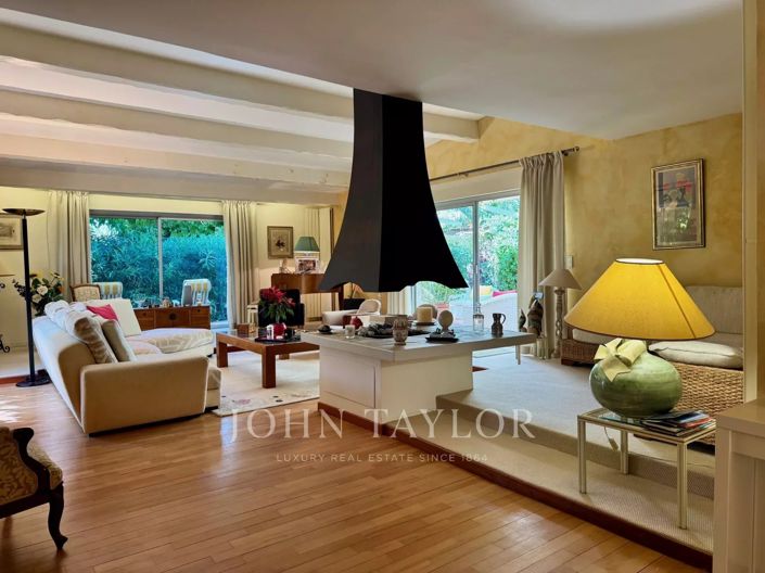 Image No.8-House for sale