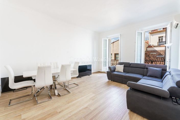 Image No.2-Appartement de 2 chambres à vendre à Saint-Raphael
