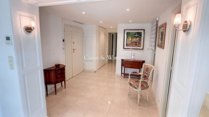 Image No.5-Appartement de 2 chambres à vendre à Saint-Raphael