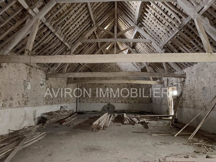 Image No.10-3 Bed House for sale